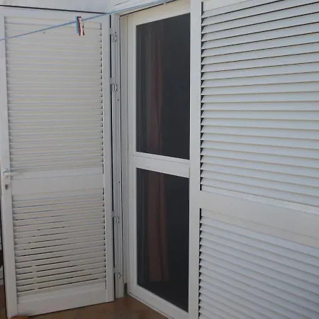 Aliciamin كوستا كالما